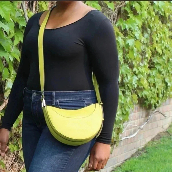 K Carroll Gianna crossbody vegan bag, RFID,inside cardholder/zip pocket NWT - Picture 5 of 6